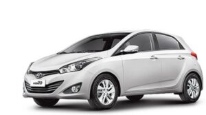 Hyundai HB20 hatchback branco visto de frente em três quartos, referência para esquema elétrico do modelo